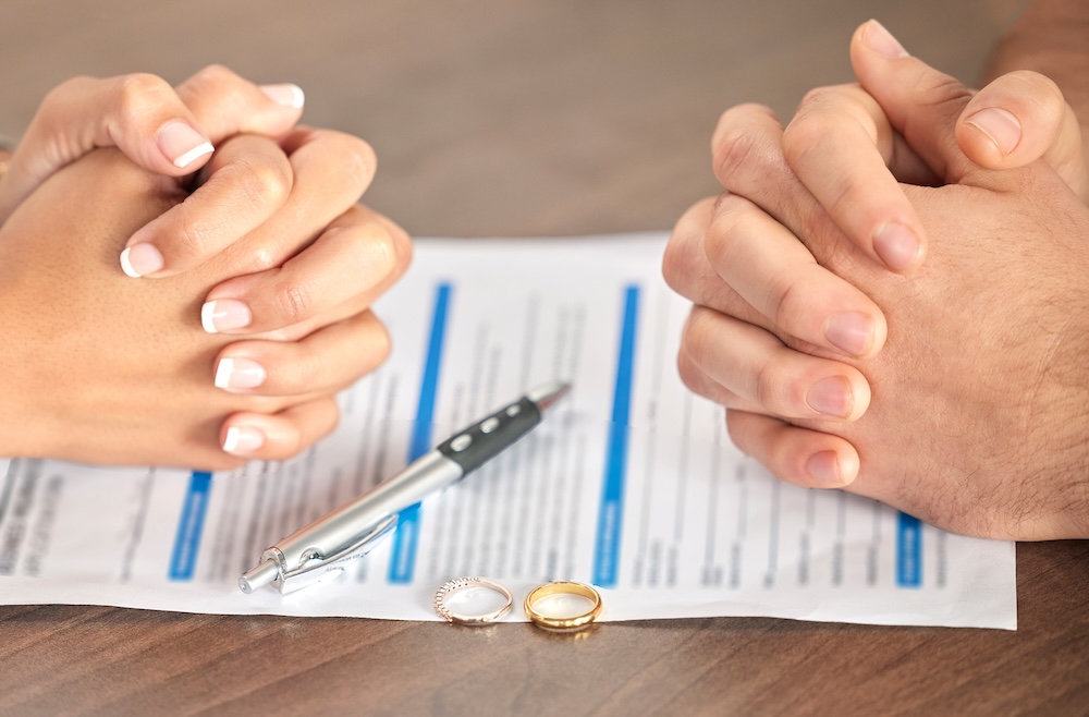 Ehevertrag in Augsburg: Rechtliche Vorsorge für eine sichere gemeinsame Zukunft
